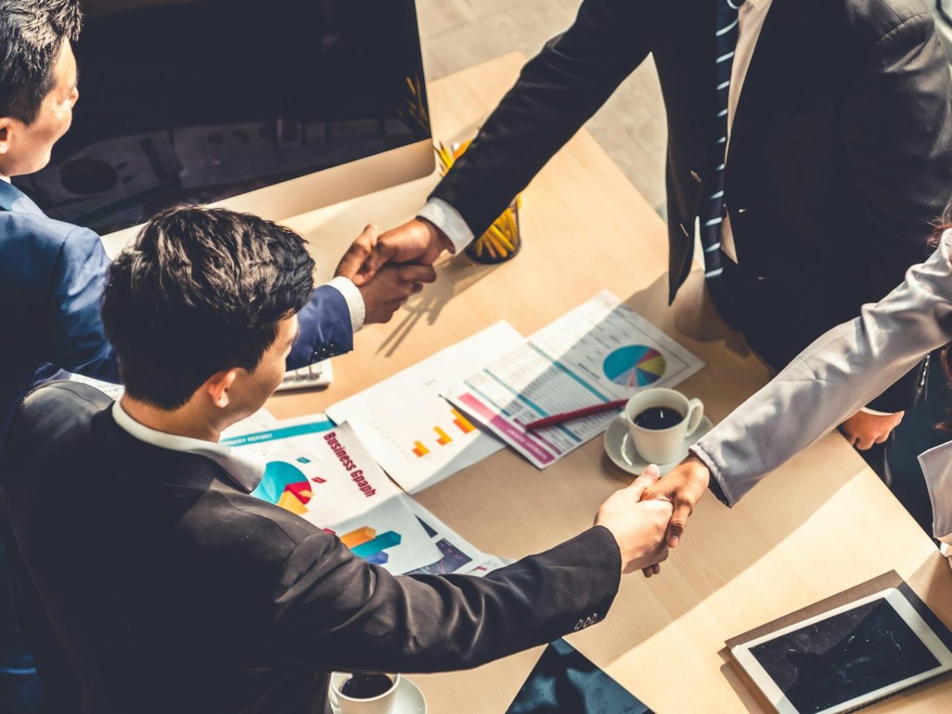 Foto mit Händeschütteln